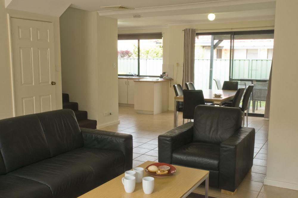 Country Comfort Perth Luaran gambar