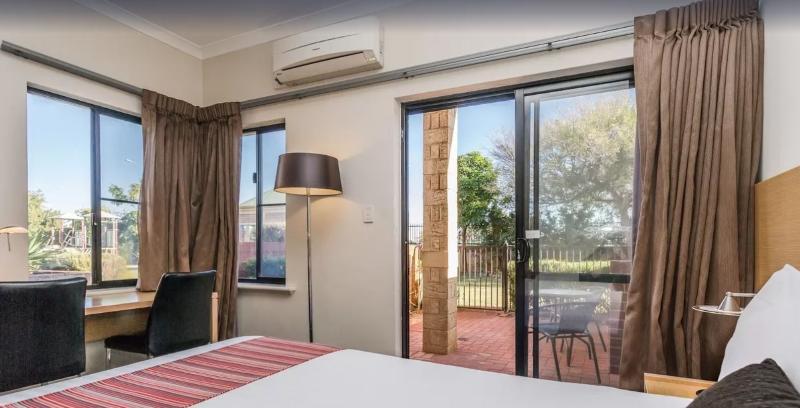 Country Comfort Perth Luaran gambar